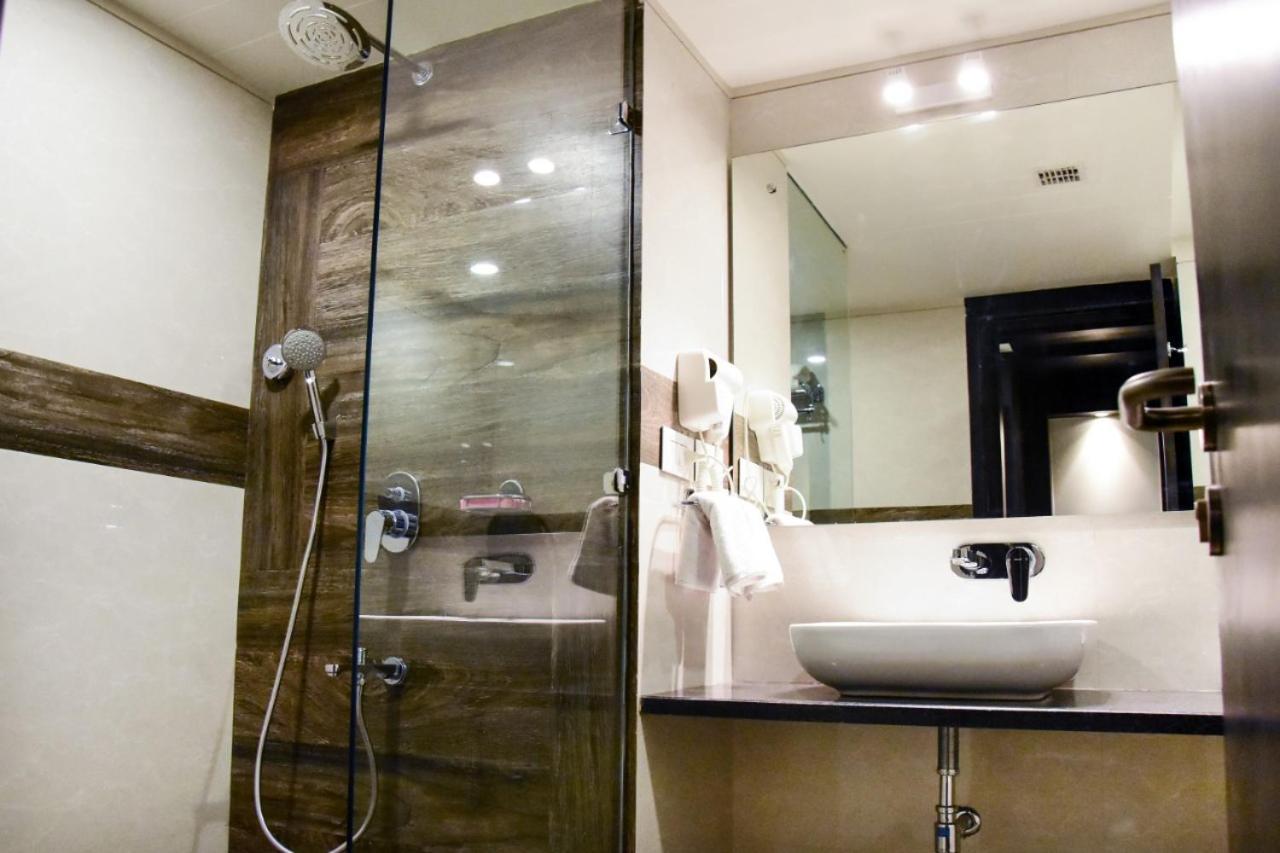 Katra  Hotel Platinum Shravasti المظهر الخارجي الصورة