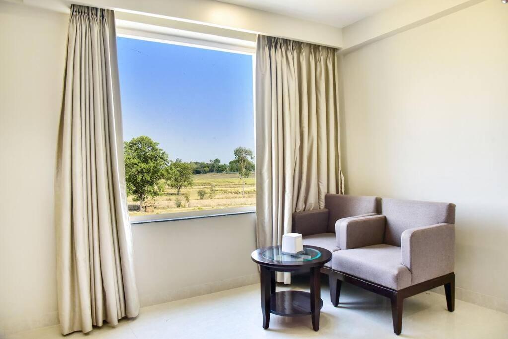 Katra  Hotel Platinum Shravasti المظهر الخارجي الصورة