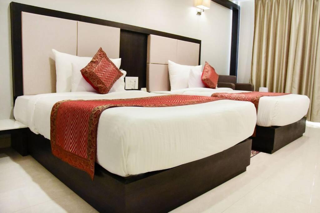 Katra  Hotel Platinum Shravasti المظهر الخارجي الصورة