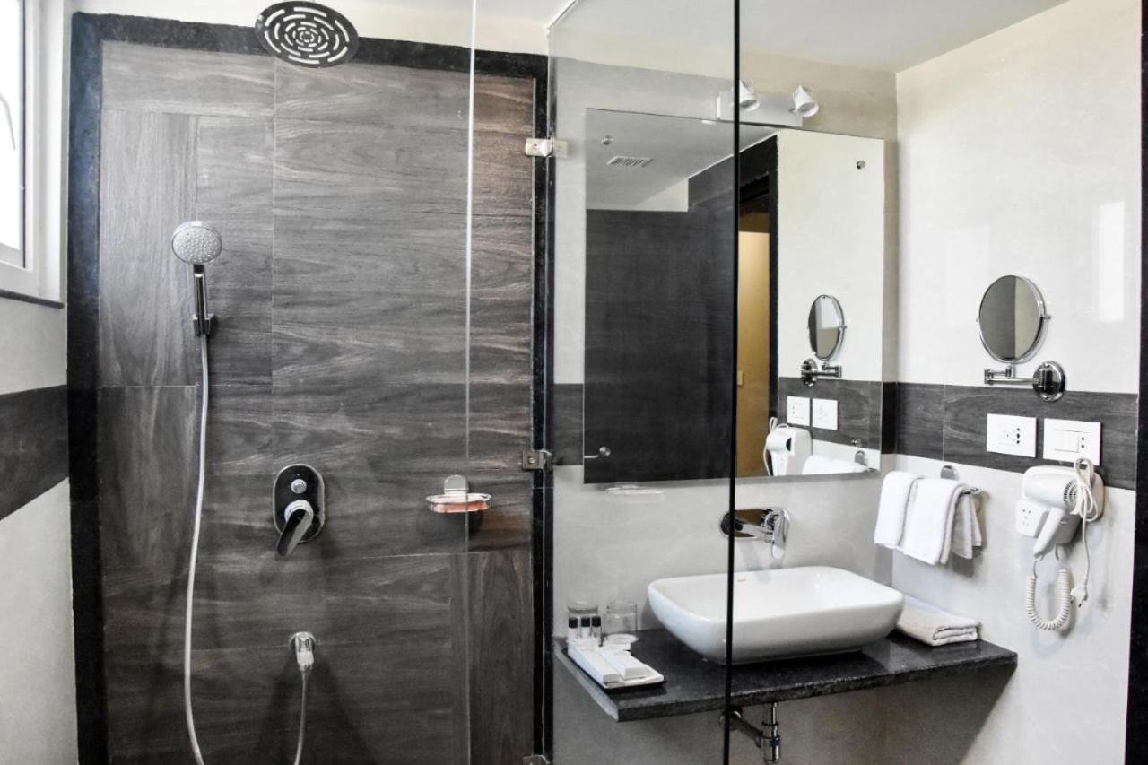 Katra  Hotel Platinum Shravasti المظهر الخارجي الصورة